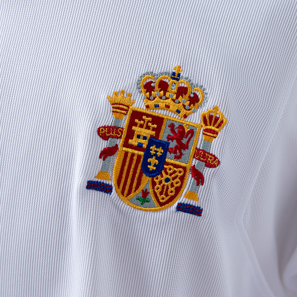 Spain 2000 Away Retro Jersey – Replica Football Soccer Shirt – S–XXL