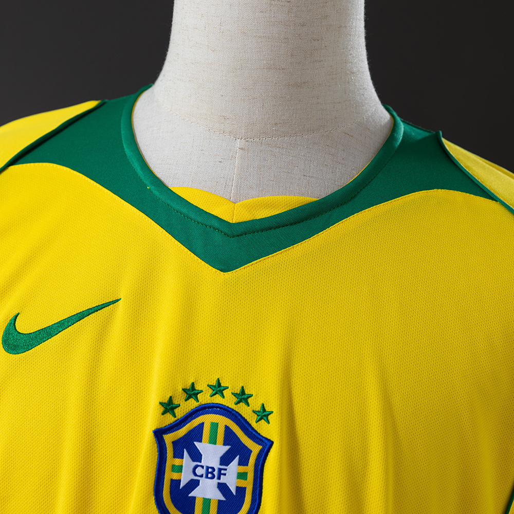 Brazil 2004 Home Retro Jersey – Replica Football Soccer Shirt – S–XXL
