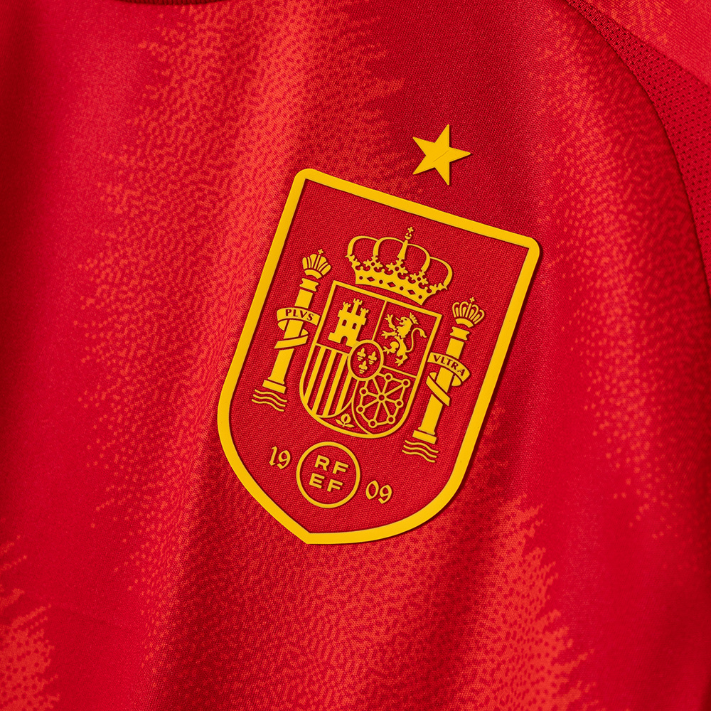 Spain 2025 Home Jersey – Replica Football Soccer Shirt