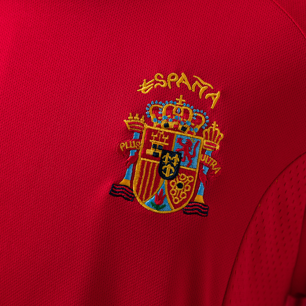 Spain 2002 Home Retro Jersey – Replica Football Soccer Shirt – S–XXL