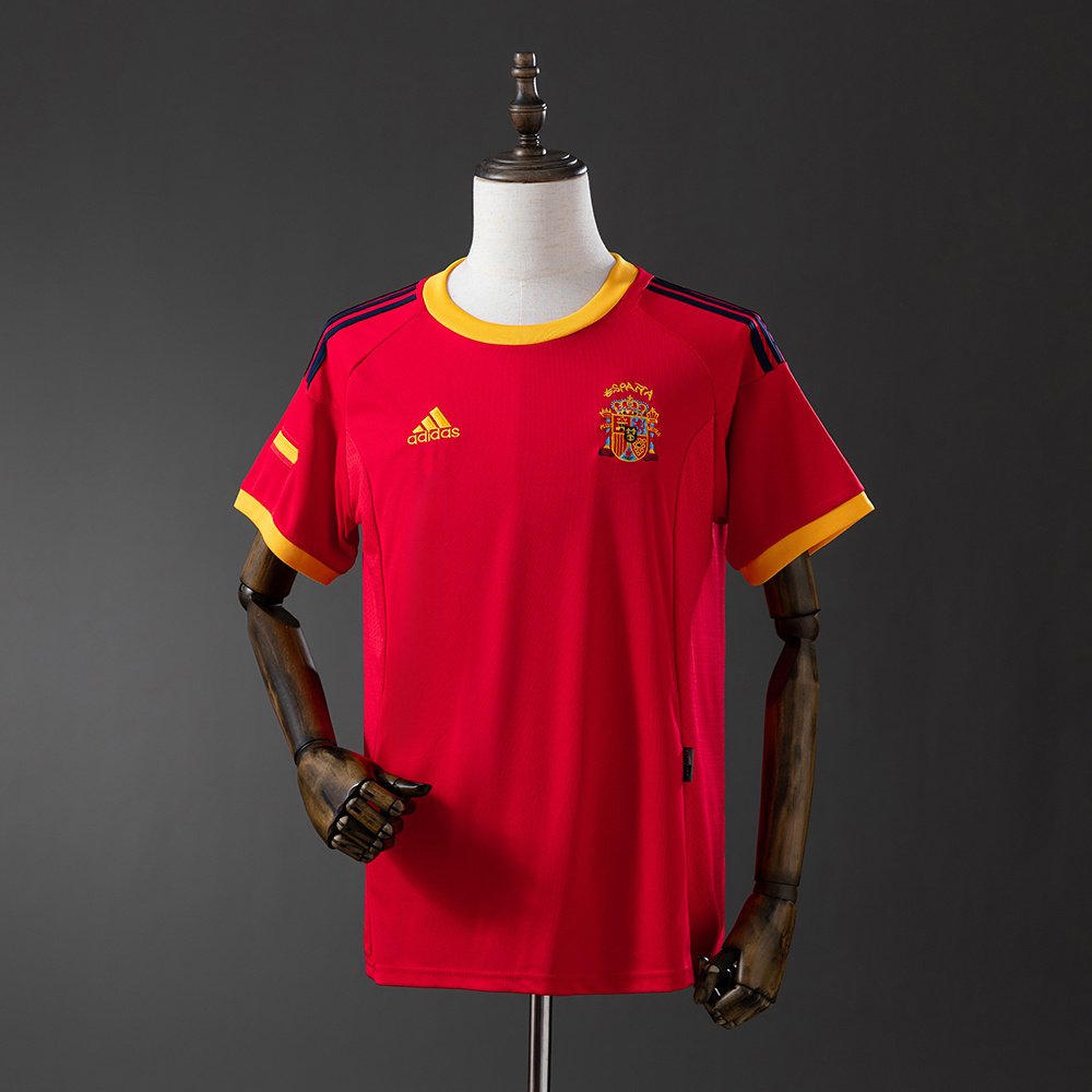 Spain 2002 Home Retro Jersey – Replica Football Soccer Shirt – S–XXL
