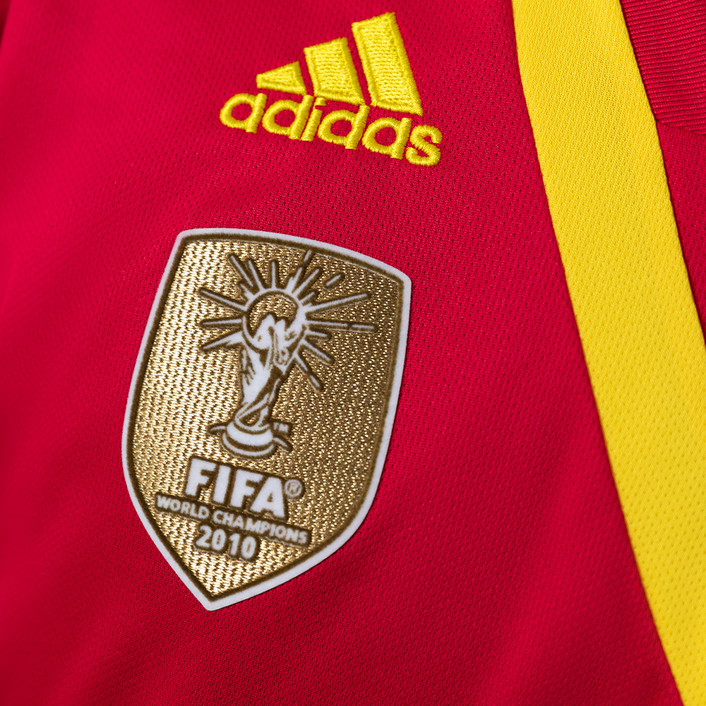 Spain 2013 Home Retro Jersey – Replica Football Soccer Shirt – S–XXL