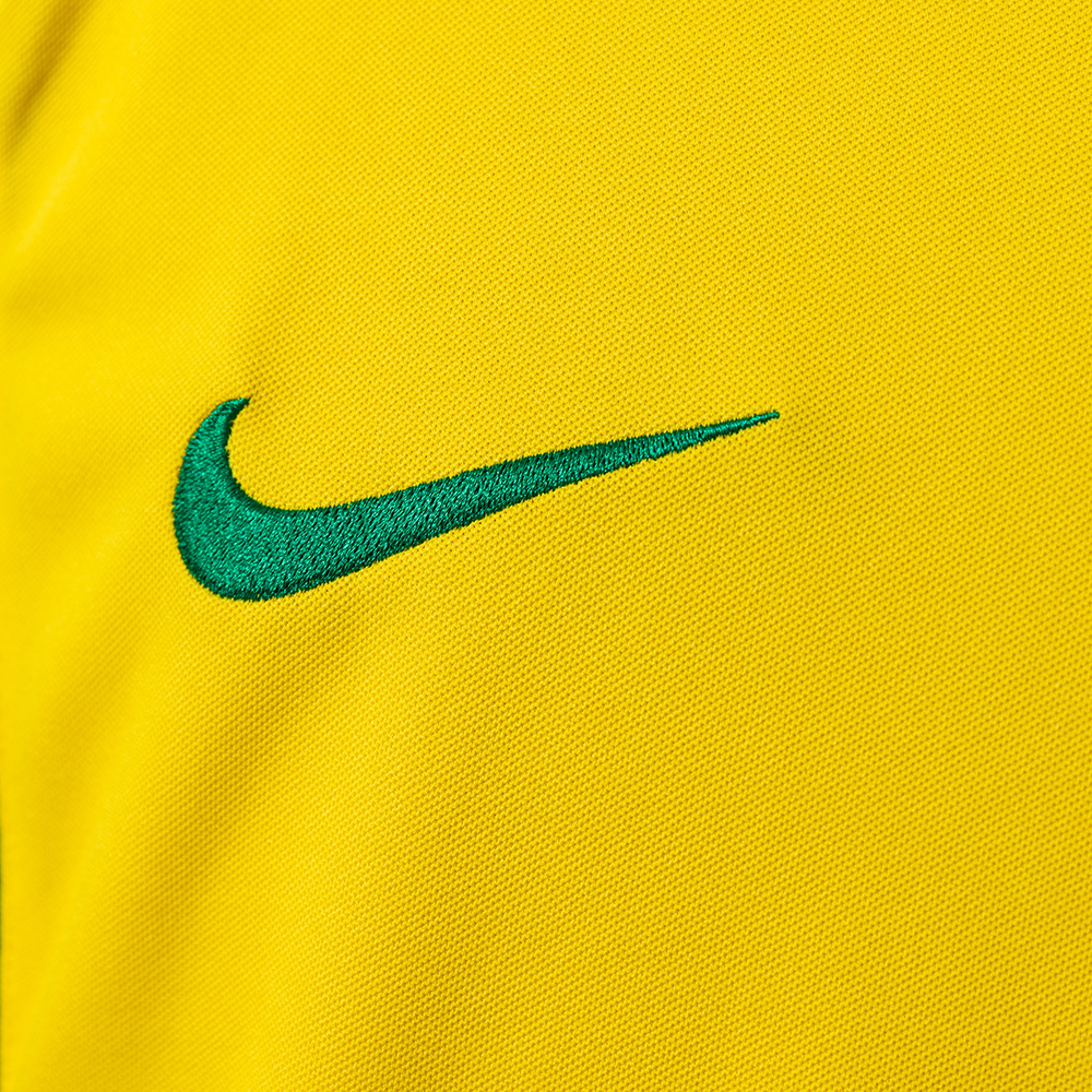 Brazil 2002 Home Retro Jersey – Replica Football Soccer Shirt – S–XXL