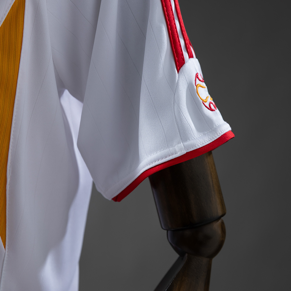 Spain 06/07 Away Retro Jersey – Replica Football Soccer Shirt – S–XXL