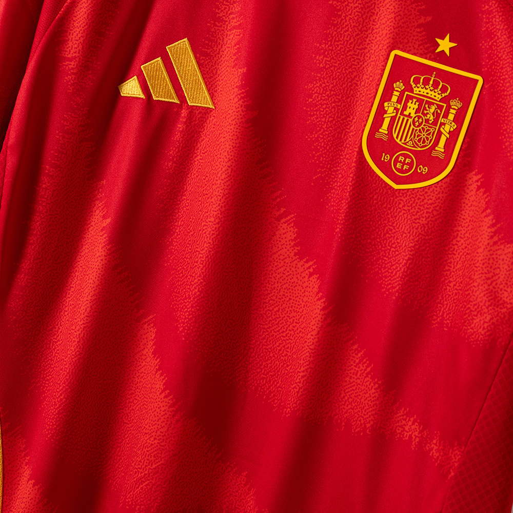 Spain 2025 Home Jersey – Replica Football Soccer Shirt