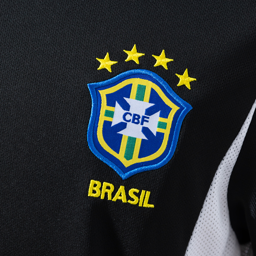 Brazil 2002 Goalkeeper Black Jersey – Replica Football Soccer Shirt – S–XXL