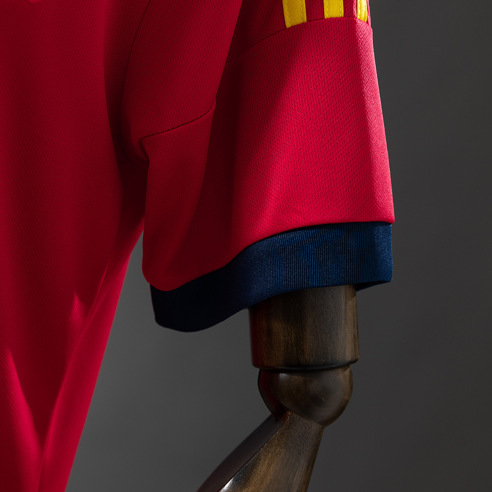 Spain 2013 Home Retro Jersey – Replica Football Soccer Shirt – S–XXL