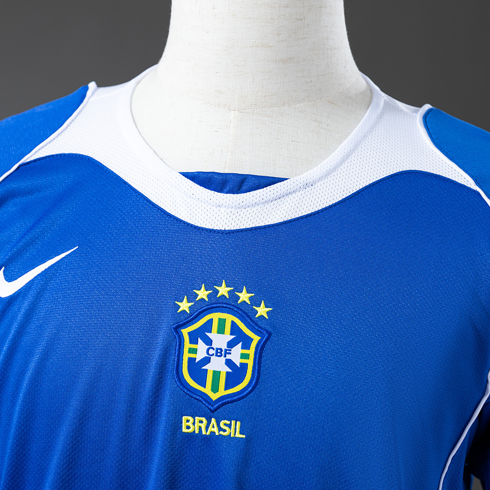 Brazil 2004 Away Retro Jersey – Replica Football Soccer Shirt – S–XXL