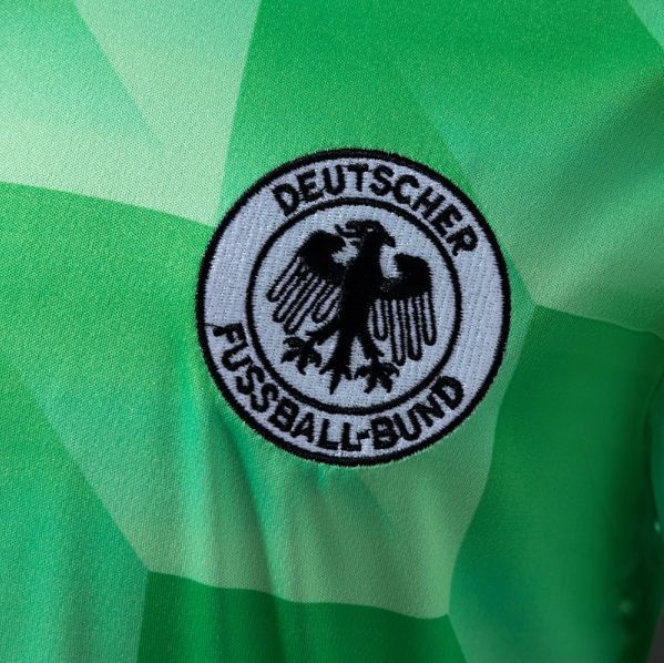 Germany 1988 Away Retro Jersey – Replica Football Soccer Shirt – S–XXL