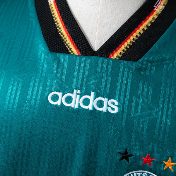 Germany 1996 Away Retro Jersey – Classic Football Shirt – S–XXL