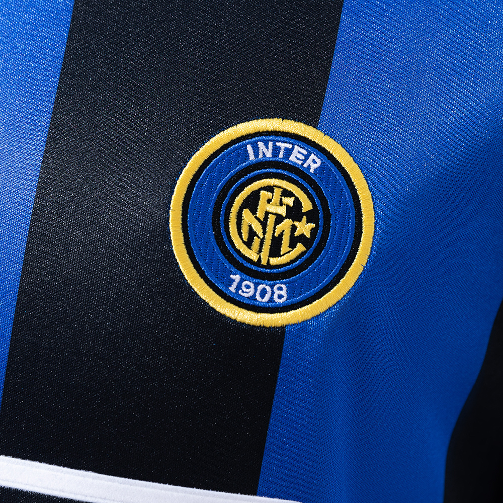 Inter Milan 1999/2000 Home Retro Jersey – Classic Replica Football Shirt – S–XXL