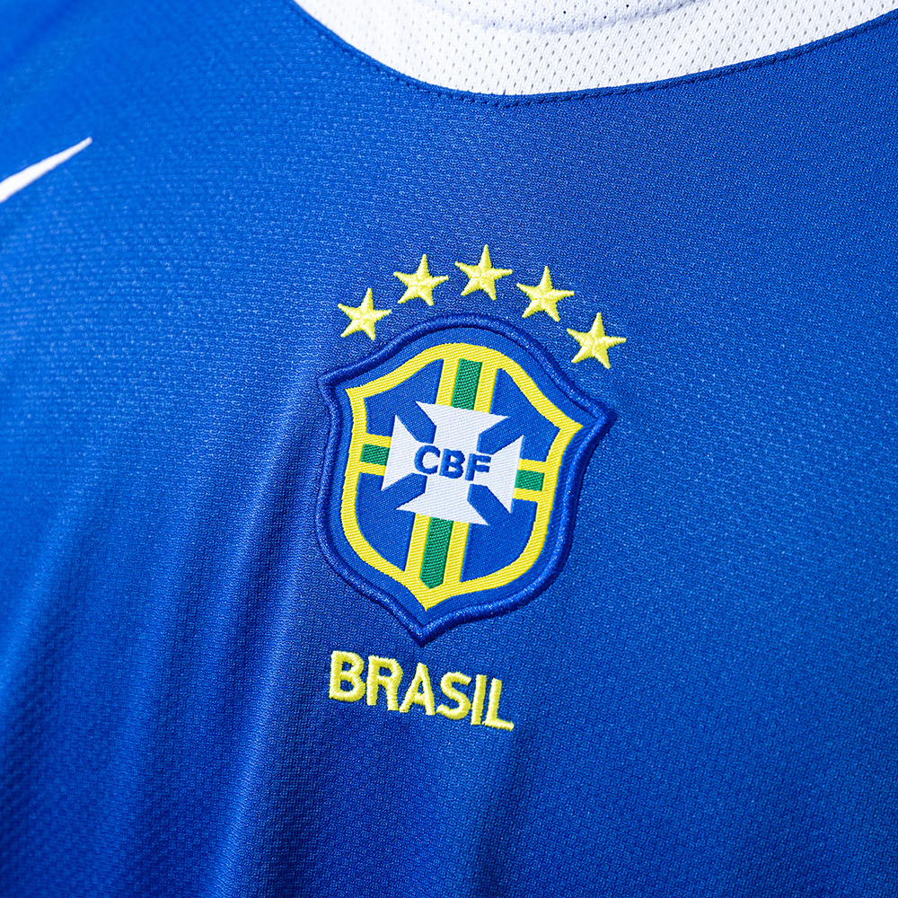 Brazil 2004 Away Retro Jersey – Replica Football Soccer Shirt – S–XXL