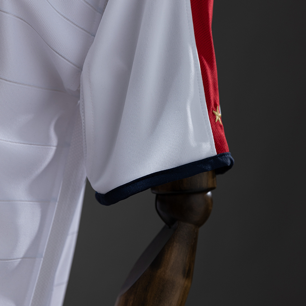 England 2004 Home Retro Jersey – Classic Football Shirt – S–XXL