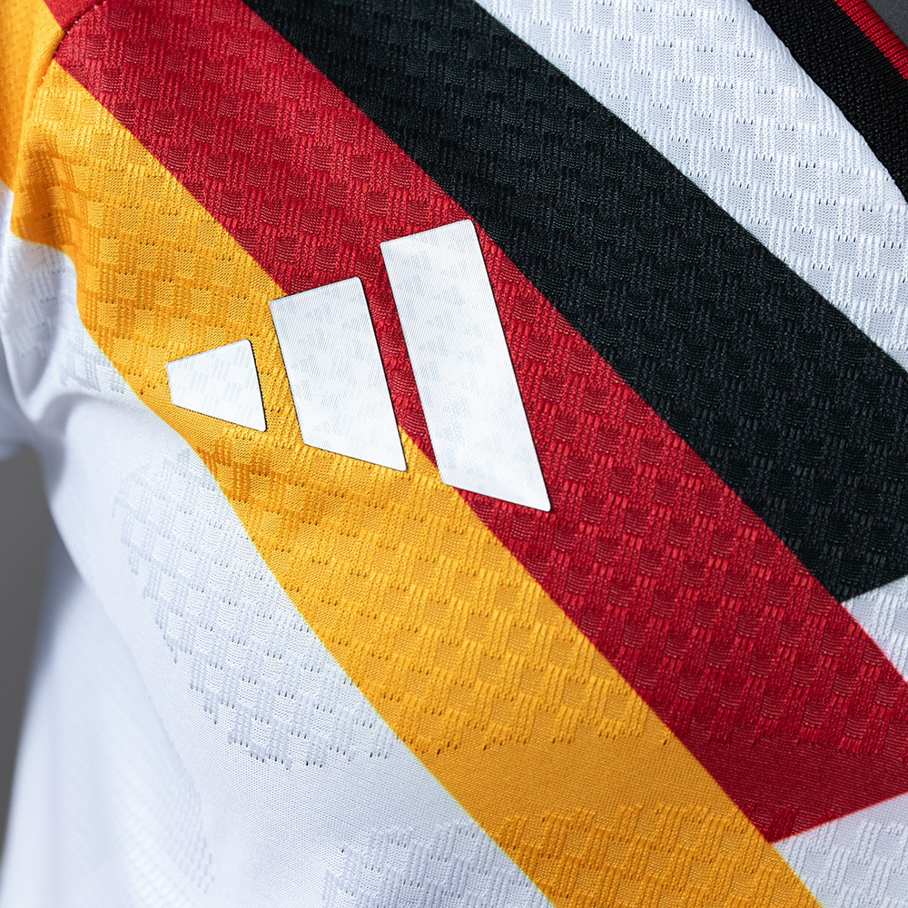 Germany 2026 Home Long-Sleeve Player Version Jersey – Replica Football Soccer Shirt – S–4XL