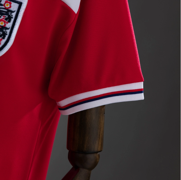 England 1982 Away Retro Jersey – Classic Football Shirt – S–XXL