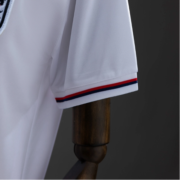 England 1982 Home Retro Jersey – Classic Football Shirt – S–XXL