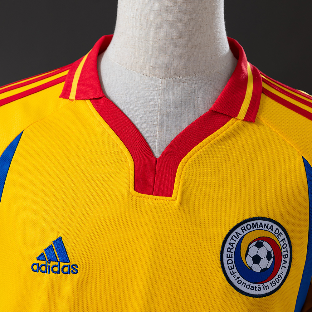 Romania 2000 Home Retro Jersey – Replica Football Soccer Shirt – S–XXL