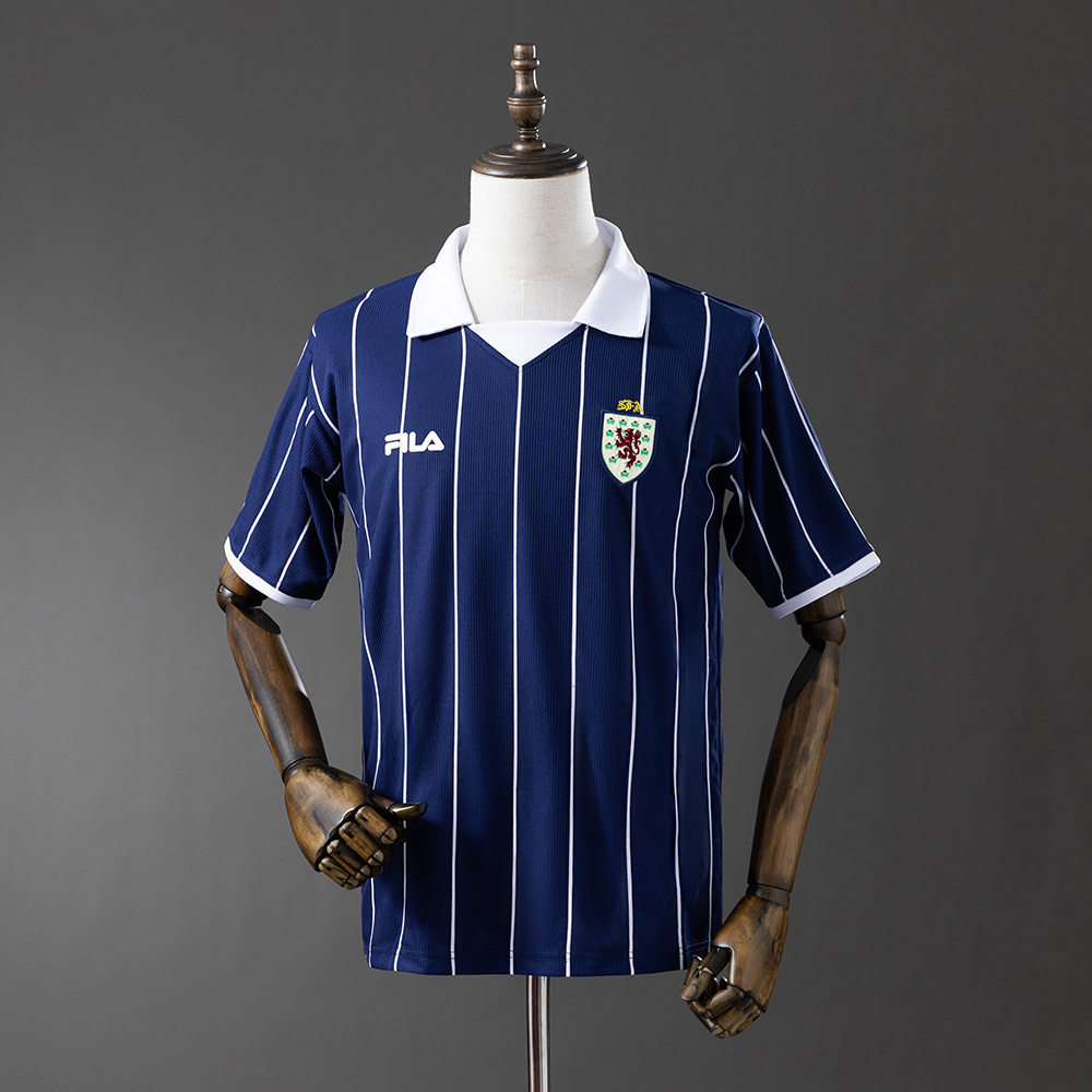 Scotland 2002 Home Retro Jersey – Vintage Replica Football Soccer Shirt – S–XXL