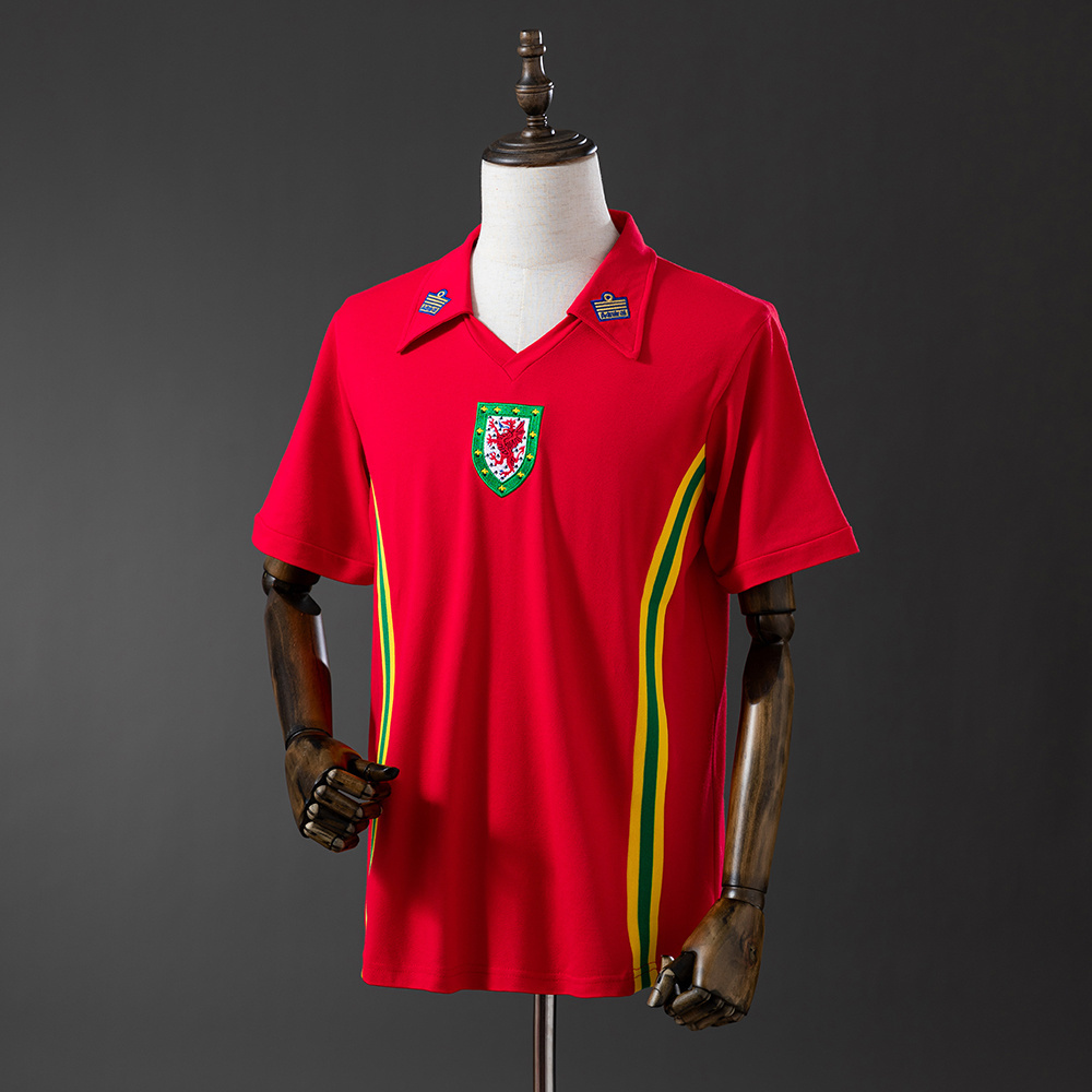 Wales 1976/79 Home Retro Jersey – Replica Football Soccer Shirt – S–XXL