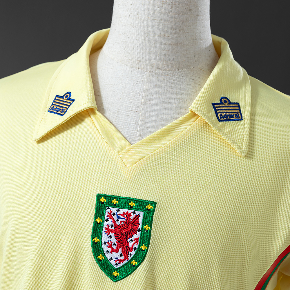 Wales 1976/79 Away Retro Jersey – Replica Football Soccer Shirt – S–XXL
