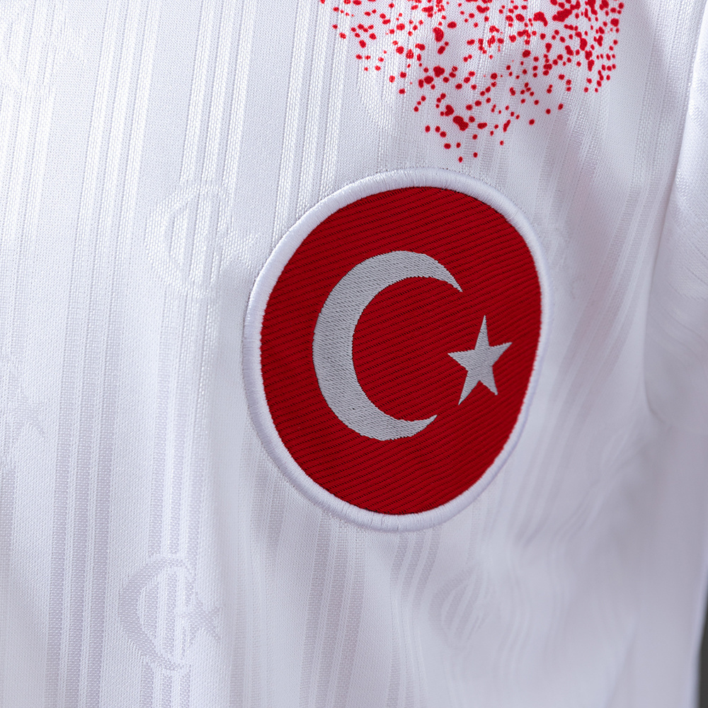 Türkiye 1996 Away Retro Jersey – Vintage Replica Football Soccer Shirt – S–XXL