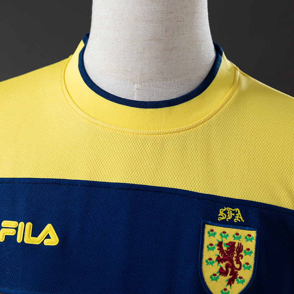 Scotland 2002 Away Retro Jersey – Vintage Replica Football Soccer Shirt – S–XXL