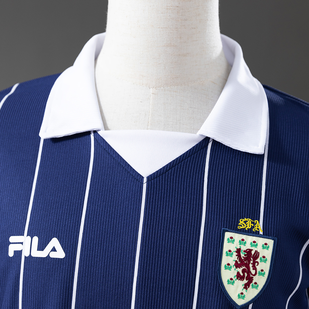 Scotland 2002 Home Retro Jersey – Vintage Replica Football Soccer Shirt – S–XXL