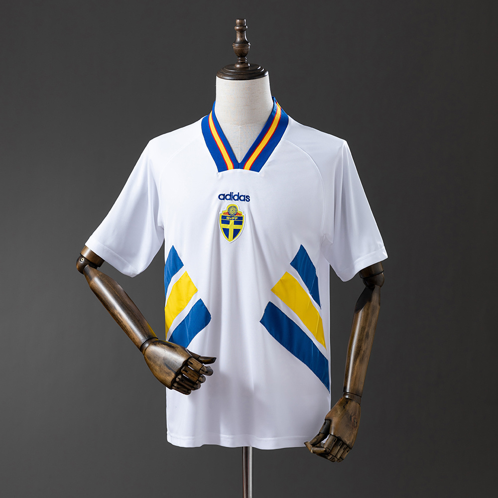 Sweden 1994 Away Retro Jersey – Vintage Replica Football Soccer Shirt – S–XXL