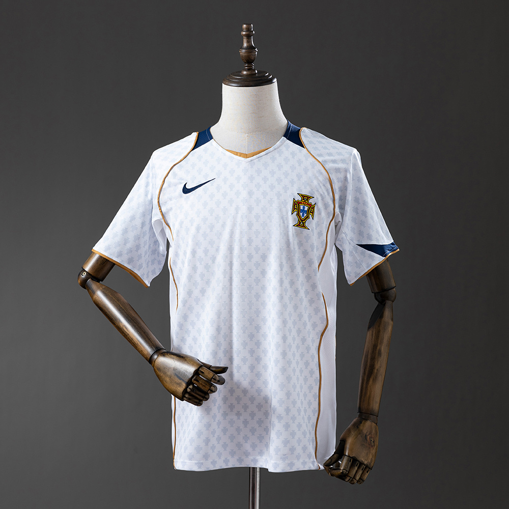 Portugal 2004 Home Retro Jersey – Vintage Replica Football Soccer Shirt – S–XXL