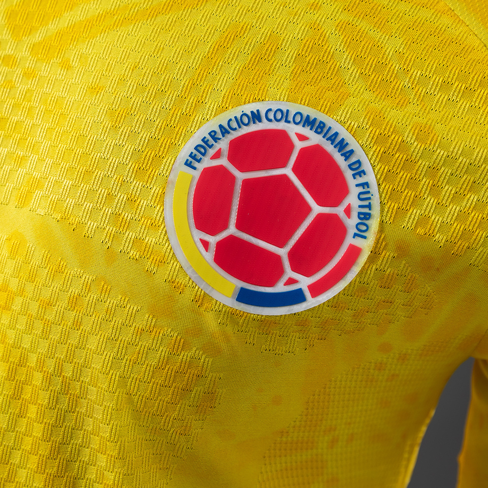 Colombia 2026 Home Long Sleeve Player Version Jersey – Replica Football Soccer Shirt – S–4XL