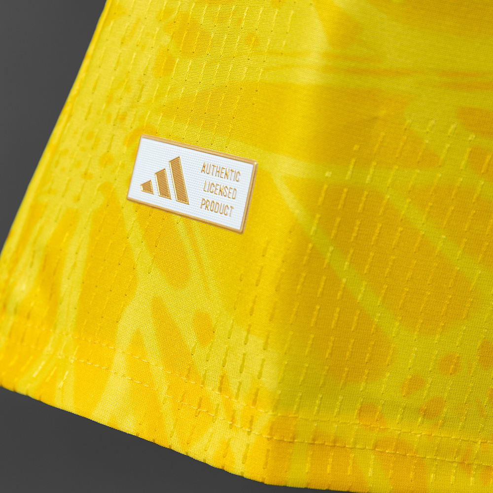 Colombia 2026 Home Player Version Jersey – Replica Football Soccer Shirt – S–4XL