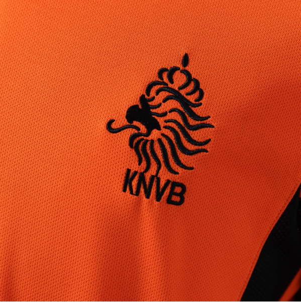 Netherlands 2002 Home Retro Jersey – Vintage Replica Football Soccer Shirt – S–XXL