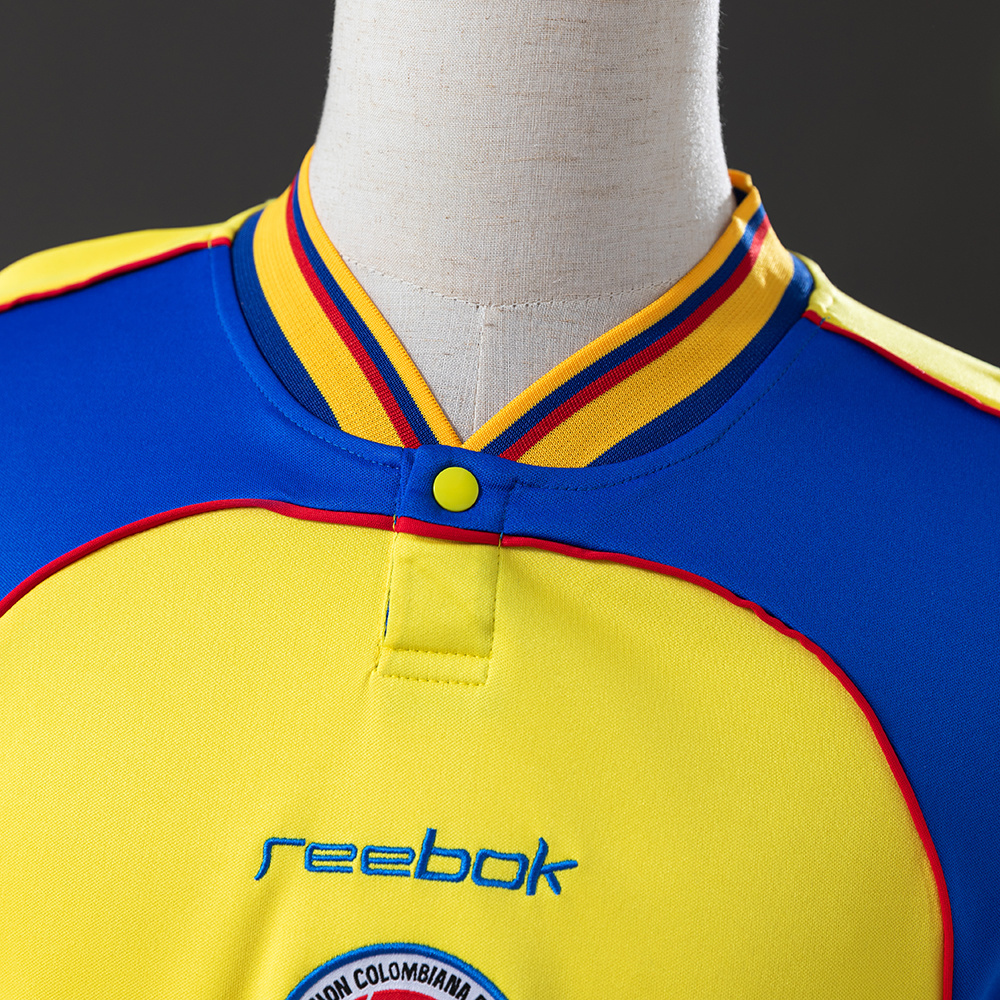 Colombia 2001 Home Retro Jersey – Vintage Replica Football Soccer Shirt – S–XXL