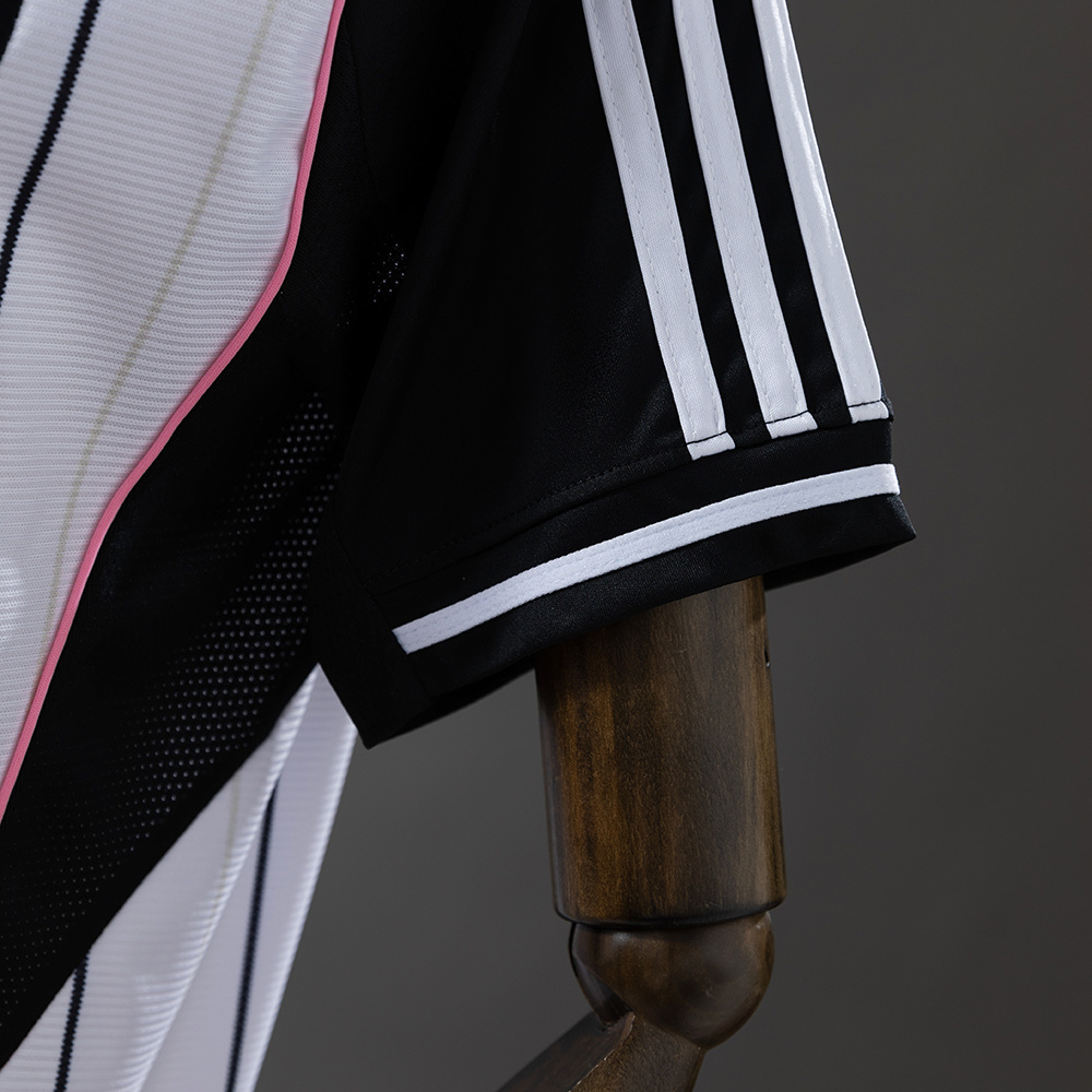 Juventus 25/26 US Pack Full-Button Baseball Jersey – White Replica Shirt