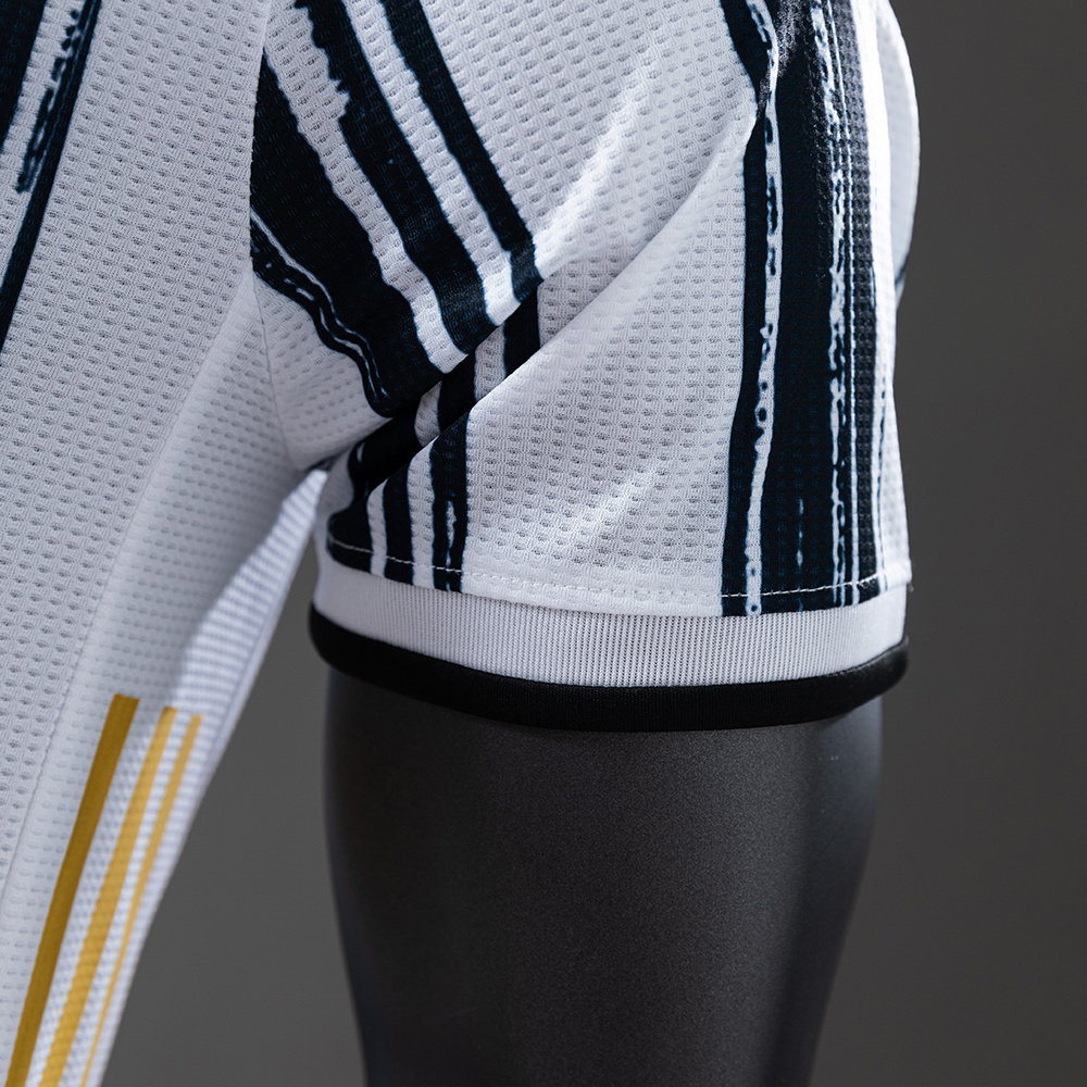 Juventus 2020/21 Home Player Version Retro Jersey – Replica Football Shirt – S–3XL