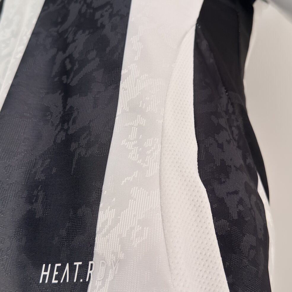 Juventus 2024/25 Home Player Version Jersey – Replica Football Shirt – S–3XL