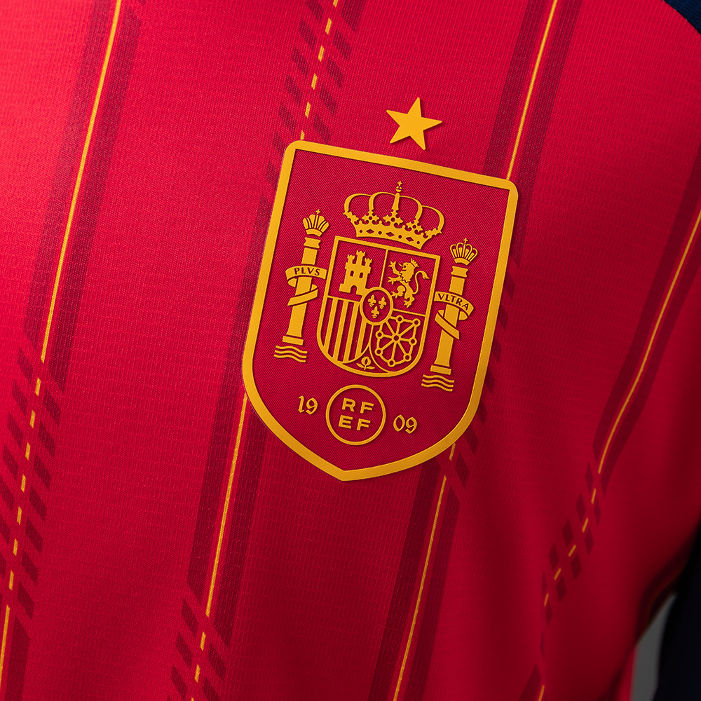 Spain 2026 Home Long Sleeve Jersey – Replica Football Shirt – S–4XL