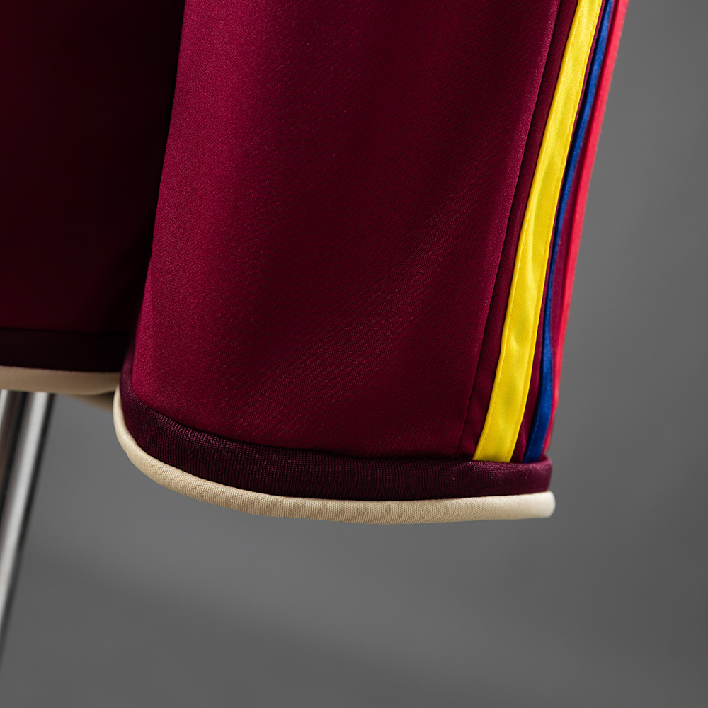 Venezuela 2026 Home Kids Kit Jersey – Replica Football Kit – Size 16–28