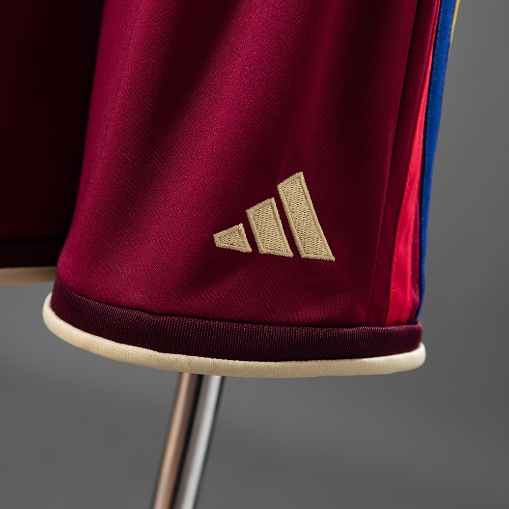 Venezuela 2026 Home Kids Kit Jersey – Replica Football Kit – Size 16–28