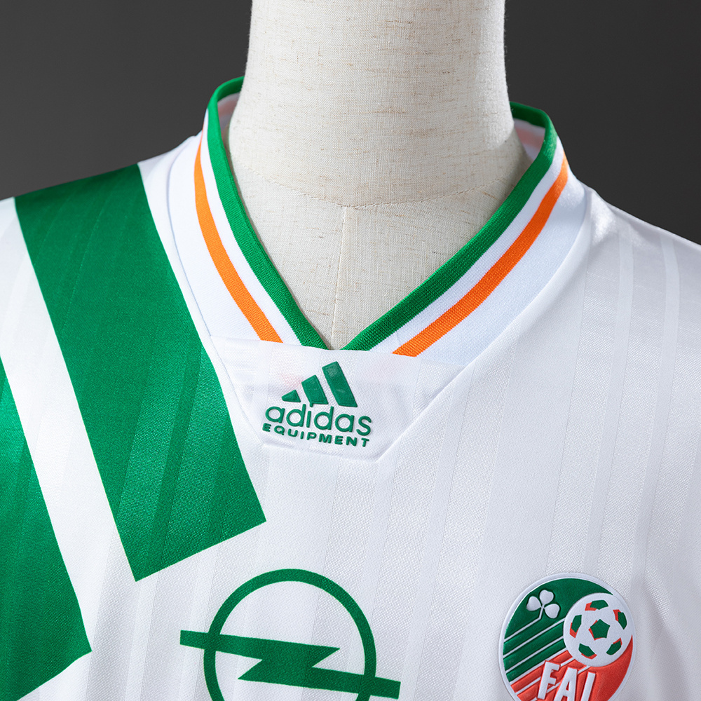 Ireland 1992/94 Away Retro Jersey – Classic Replica Football Shirt – S–XXL