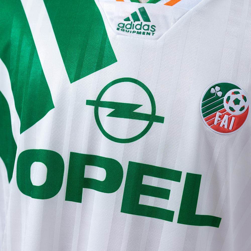 Ireland 1992/94 Away Retro Jersey – Classic Replica Football Shirt – S–XXL