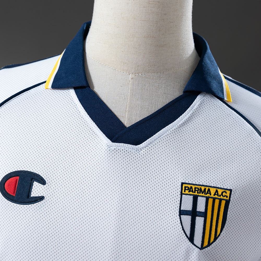 Parma Calcio 2003/04 Away Retro Jersey – Vintage Replica Football Soccer Shirt – S–2XL