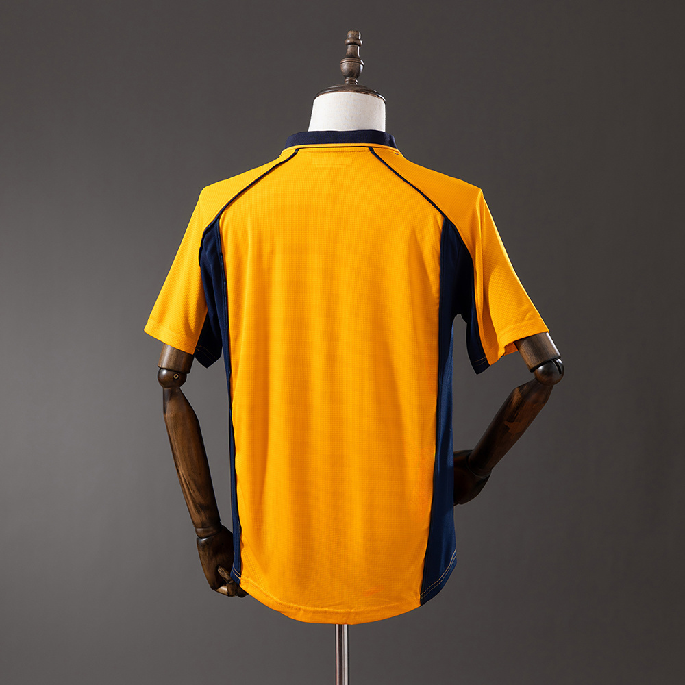 Liverpool 2000/01 Away Retro Jersey – Replica Football Shirt – S-XXL