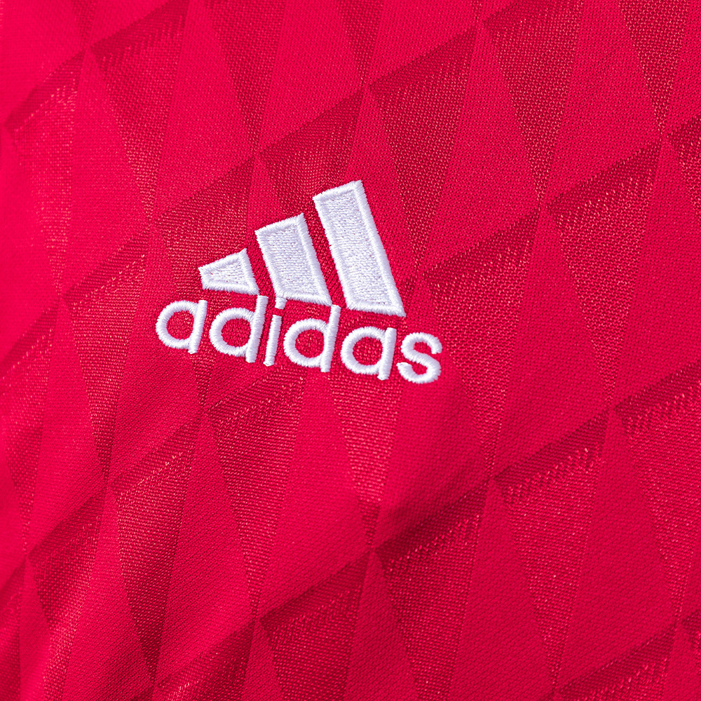 Liverpool 2010/11 Home Retro Jersey – Replica Football Shirt – S-XXL