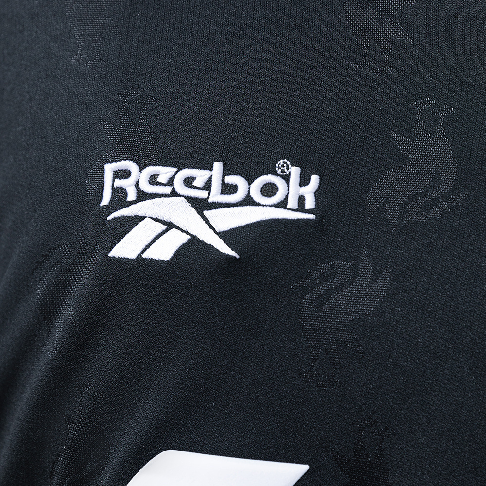 Liverpool 1996/97 Retro Black Jersey – Replica Football Shirt – S-XXL