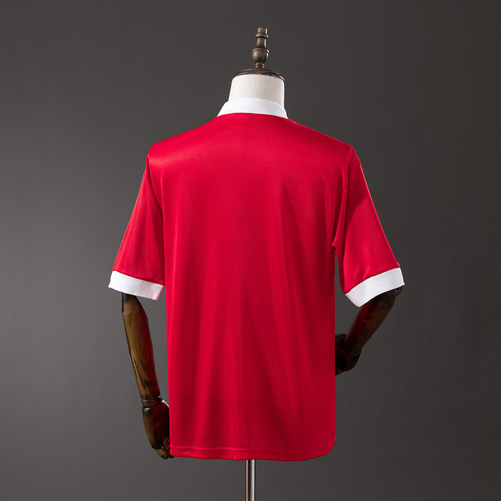 Liverpool 1976/77 Home Retro Jersey – Replica Football Shirt – S-XXL