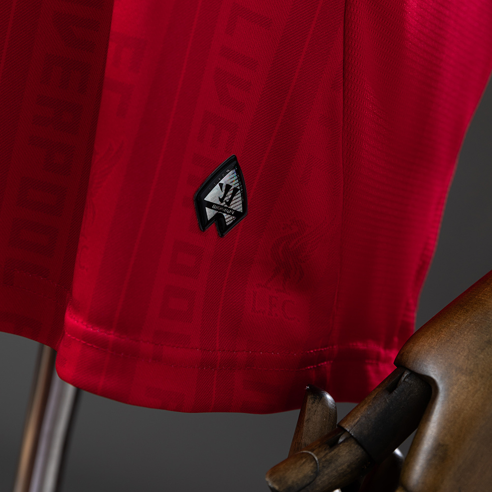 Liverpool 2013/14 Home Retro Jersey – Replica Football Shirt – S-XXL