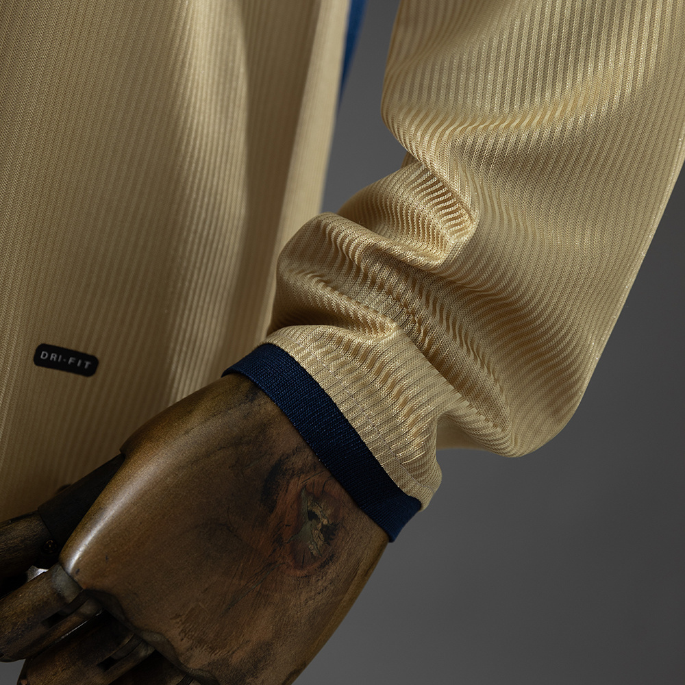 Arsenal 01/02 Away Long Sleeve Retro Jersey – Replica Football Shirt – S-XXL