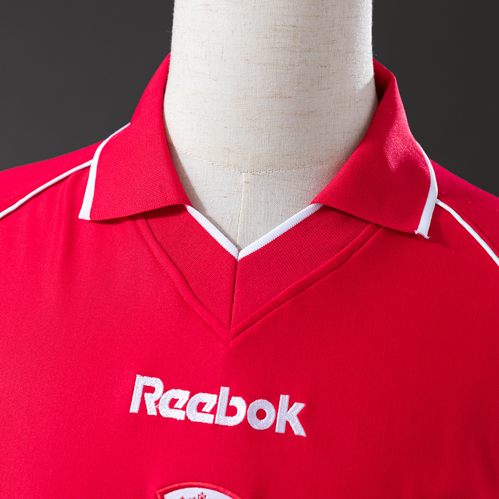 Liverpool 2005/06 Home Retro Jersey – Replica Football Shirt – S-XXL