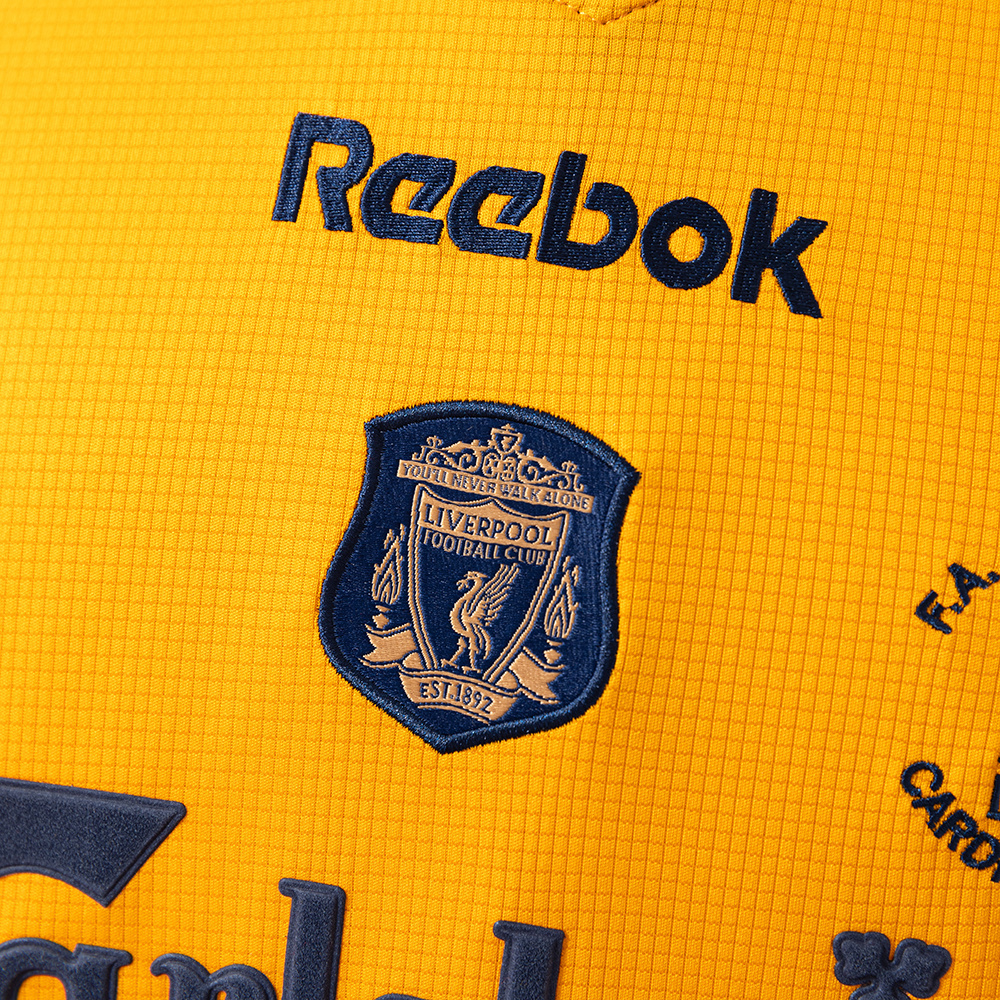 Liverpool 2000/01 Away Retro Jersey – Replica Football Shirt – S-XXL